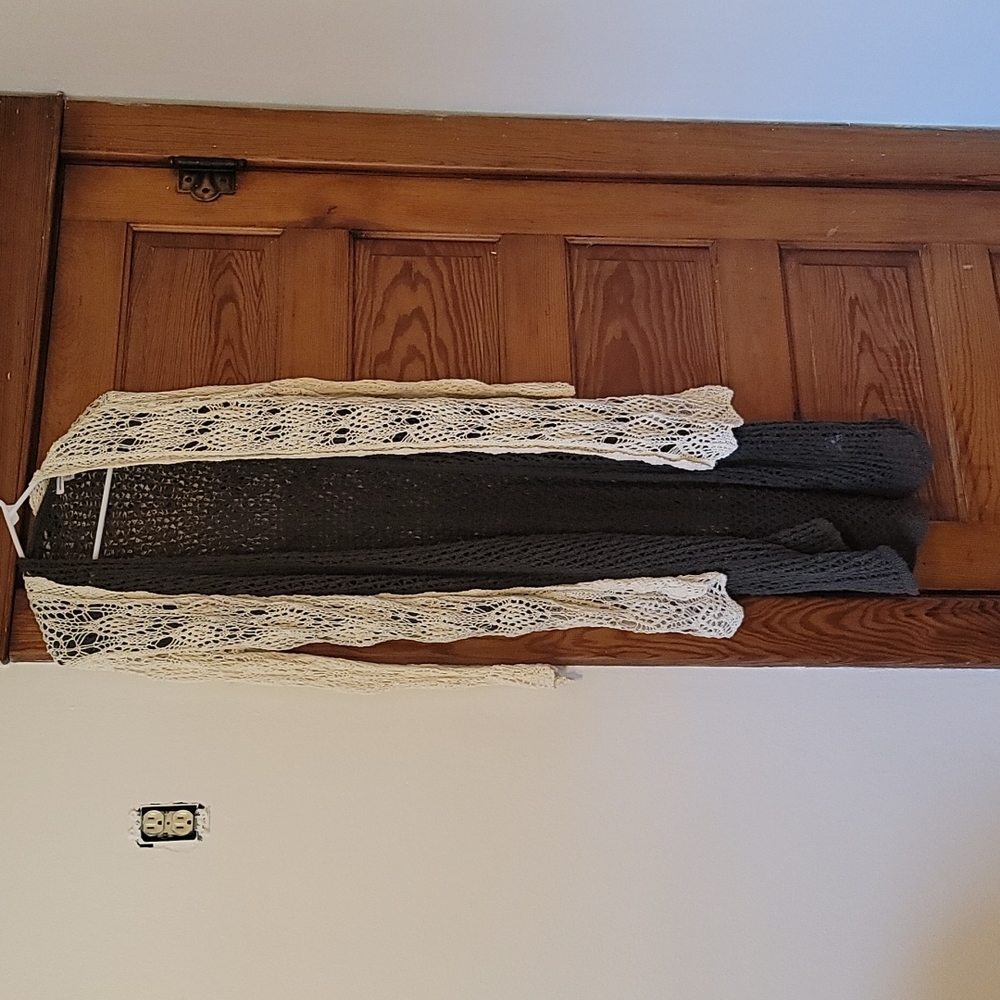 Set of 2 long knit dusters.